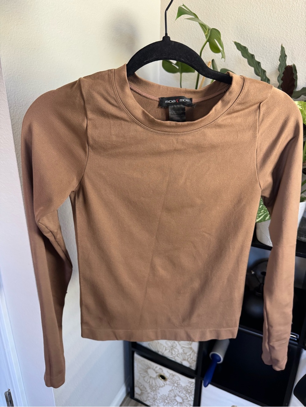 Moa Moa Camel Brown Long Sleeve Crewneck Top